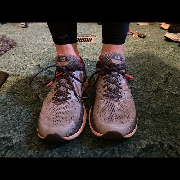 New Balance 1080 - Picture 8 of 9